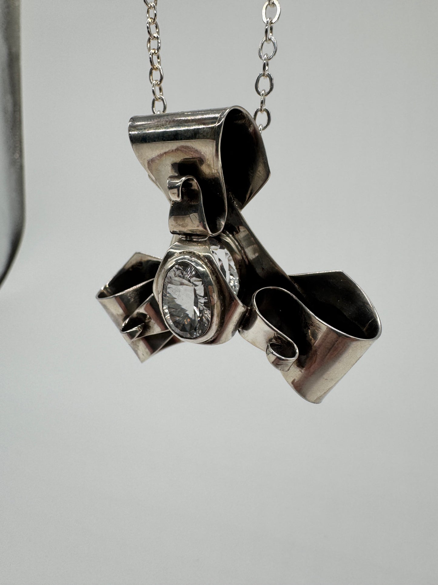 2 stone Amplifier pendant