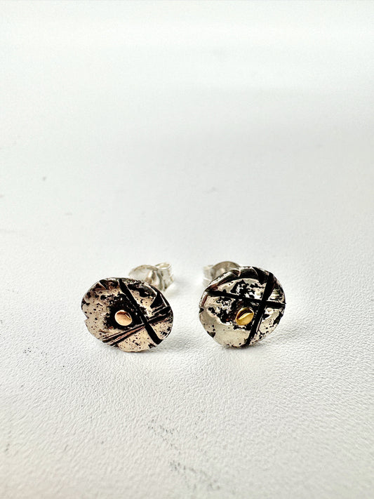 Antiqued stud earrings