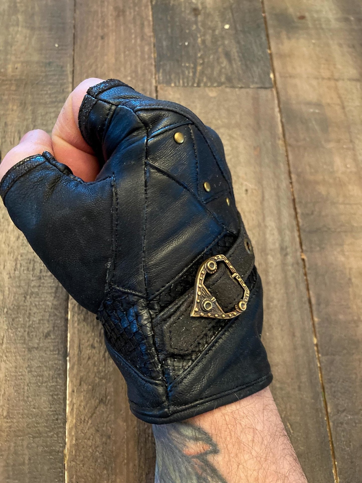 Cloudbreaker gloves - anahata designs fingerless leather gloves